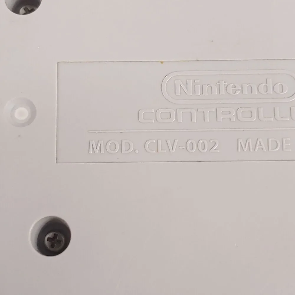 OEM Nintendo NES Classic MINI Edition - 2 CONTROLLERS - CLV-001 Authentic TESTED